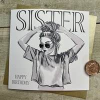 SISTER - STYLE - GIRL WITH MESSY BUN (Y4)
