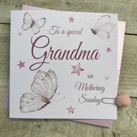 GRANDMA ON MOTHERING SUNDAY BUTTERFLIES  -  (M23-11 / MP11)